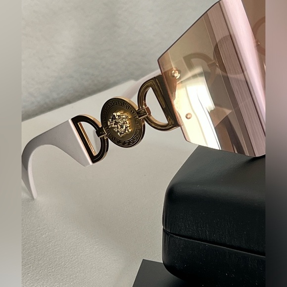NEW VERSACE MEDUSA BIGGIE MASK SUNGLASSES Rose Gold White Logo Shield Shades main image 4
